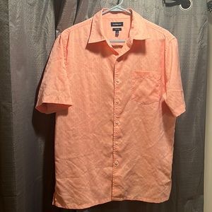 Men’s medium, Croft&Barrow, casual short sleeve button down, silky material.